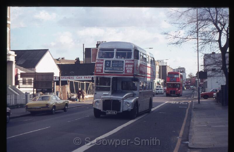 2,S25,21,RM1787,2,GOLDERS GREEN STN,STOCKWELL RD,.jpg