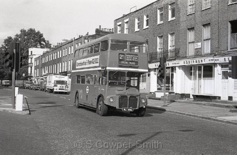2B,BW61,10,RM0982,2B,CRYSTAL PALACE,PARK RD NW1,01091978.jpg