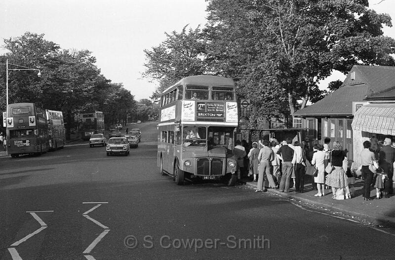 2B,BW64,20,RM1561,2B,BRIXTON GRESHAM ROAD,CRYSTAL PALACE,010978.jpg