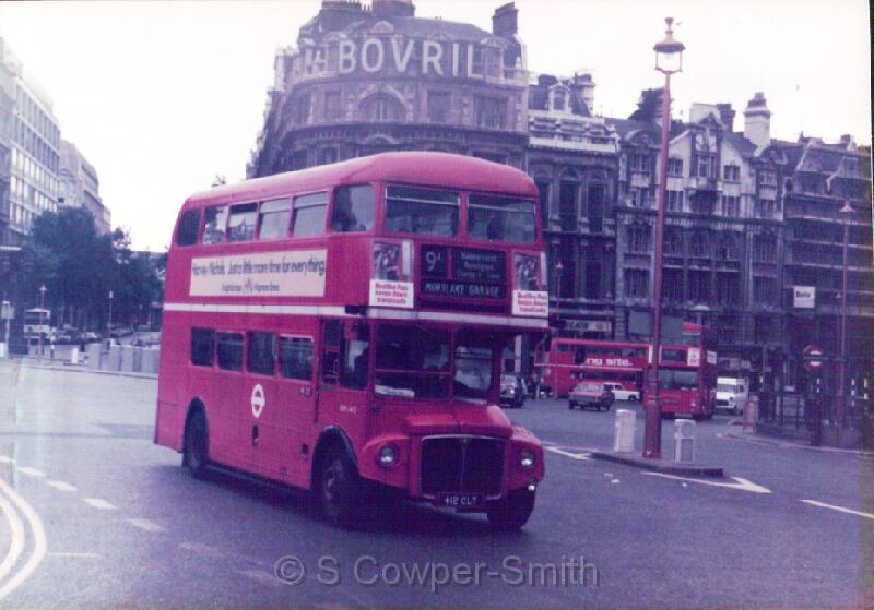 9 RM0412 9A Mortlake Garage Trafalgar Sq 1977.JPG