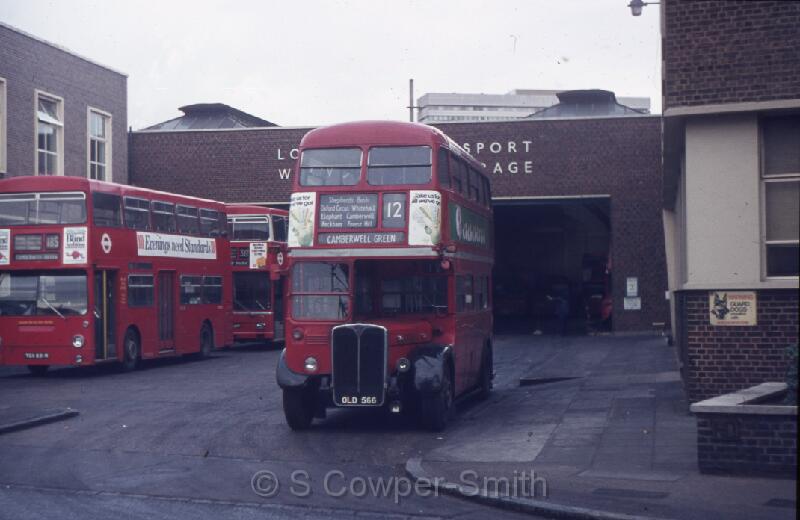 12,S25,13,RT4779,12,CAMBERWELL GREEN,WALWORTH BUS GARAGE,01-Oct-77.jpg