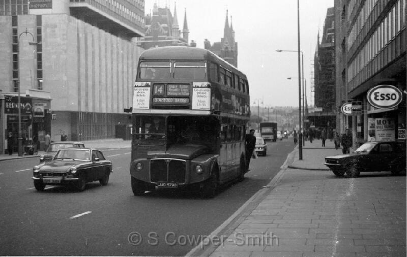 14 BW02,19, RML2579 14 STAMFORD BRIDGE EUSTON RD 1076.jpg