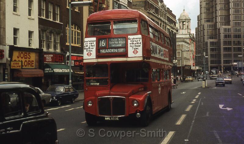 16,S37,50,RML2655,16,NEASDEN SHOPPING CENTRE,VICTORIA,25051980.jpg