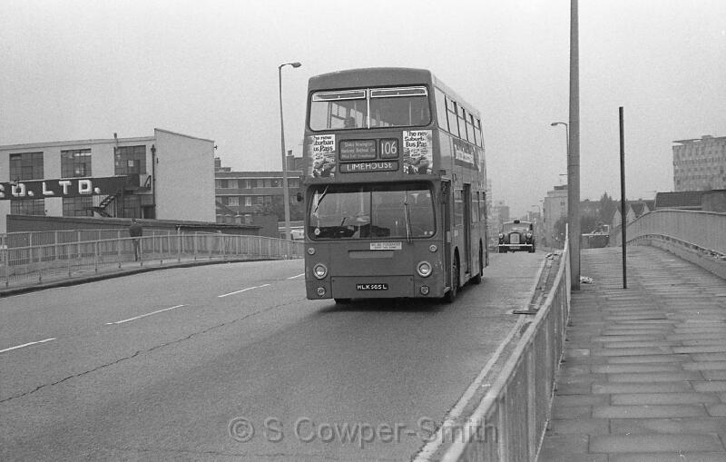 106,BW60,05,DMS0565,106,LIMEHOUSE,ROMAN RD,SEPT 1978.jpg