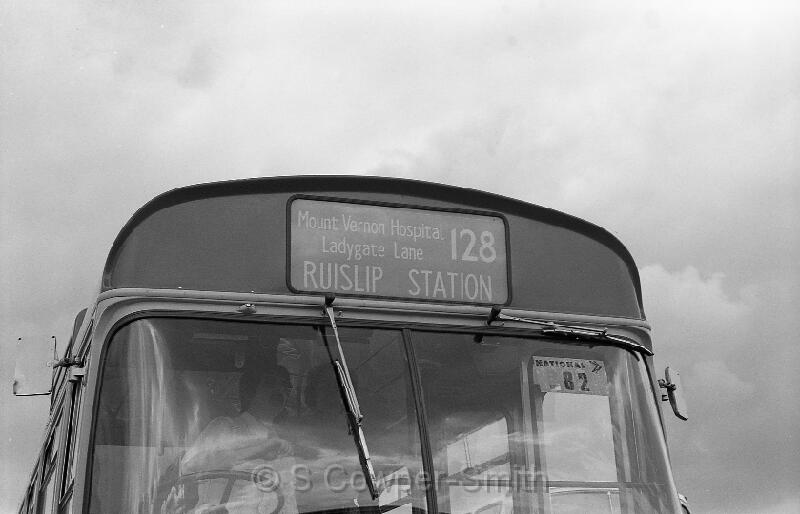 128,BW42,34,,128,RUISLIP STATION,HILLINGDON SHOW,24061978.jpg