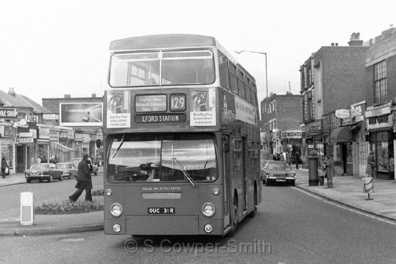 129,BW16,01,DMS2031,129,Ilford Station,Ilford,041977.JPG