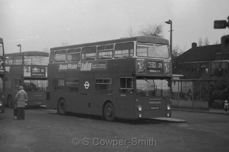 21A BW10,12, DMS2153, 21A, Swanley, Eltham Well Hall Stn, 011977.JPG
