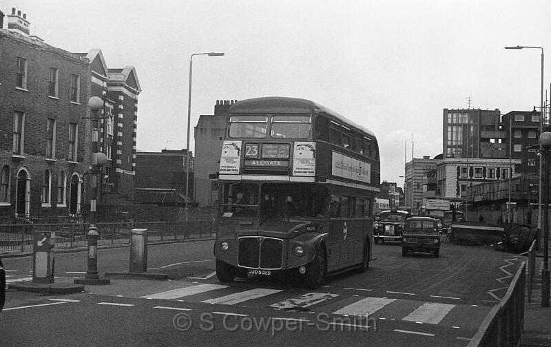 23 BW28,33,RML2502,23,Aldgate,Stepney Arbour Square,Mar 1978.jpg