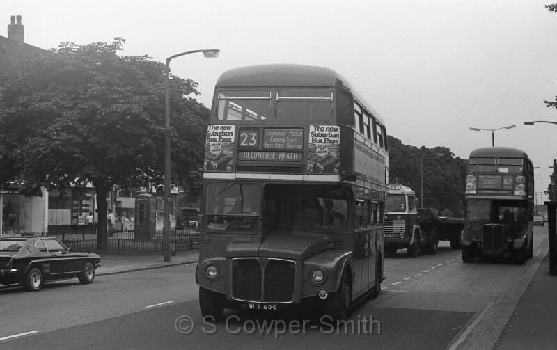 23,BW57,36,RM0606,23,Becontree Heath,Barking,Aug 1978.jpg