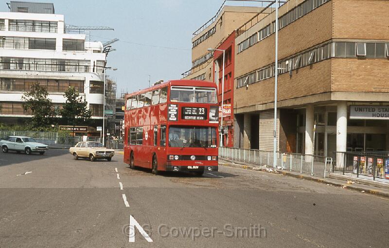 23,S37,35,T0212,23,BECONTREE HEATH,MIDDLESEX ST,JUNE 1980.jpg