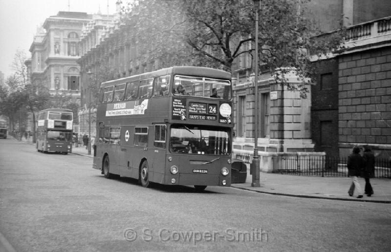 24 BW02,12, DM1822 24 HAMPSTEAD HEATH WHITEHALL 1076.jpg