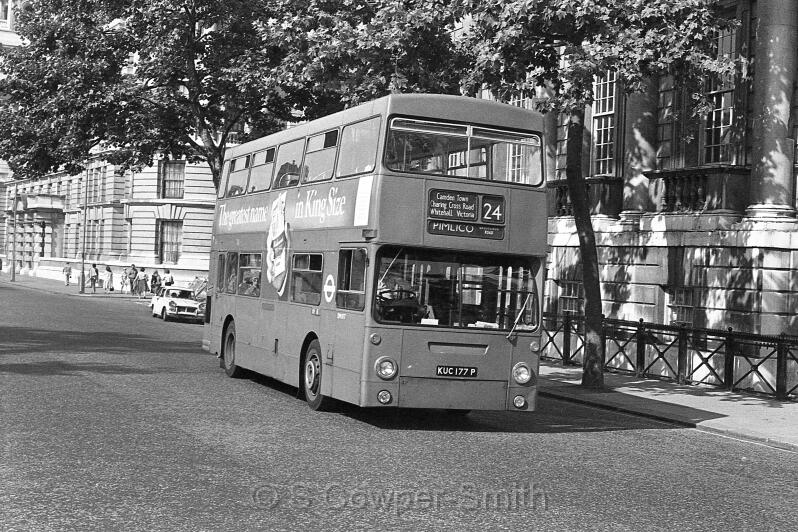 24,BW53,29,DM1177,24,PIMLICO GROSVENOR ROAD,WHITEHALL,26081978.jpg