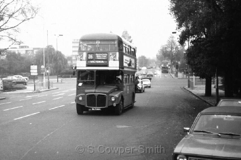 26 BW07,31,RM0964,FINCHLEY RD,26,VICTORIA,101976.JPG