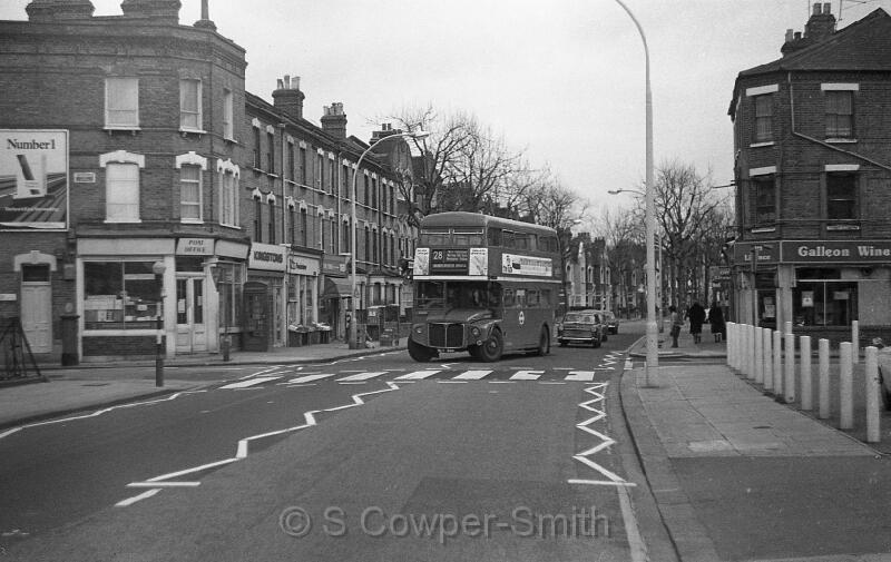 28 BW29,18,RM0669,28,Wandsworth Bridge,Wandsworth Bridge Rd Hugon Rd,260378.jpg