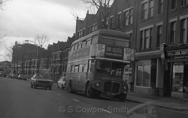 28 BW29,19,RM0622,28,Golders Green Stn,Wandsworth Bridge Rd,260378.jpg