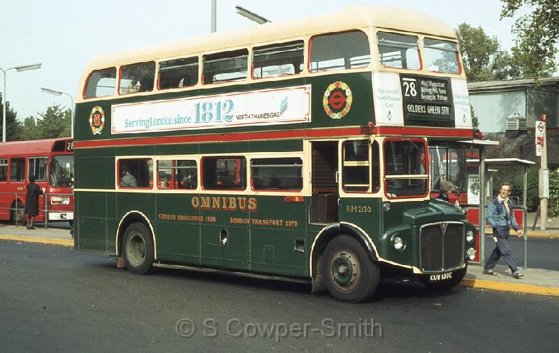 28,S35,23,RM2130,28,Golders Green Stn,Golders Green,Sep 79.jpg