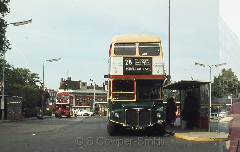 28,S35,24,RM2130,28,Golders Green Stn,Golders Green,Sep 79.jpg