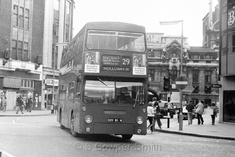 29 BW06,18 DM1081 VICTORIA 29 HOLLOWAY NAGS HEAD 101976.JPG