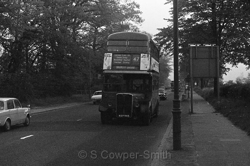 47,BW37,17,RT4553,47,BROMLEY GARAGE,HASTINGS RD BROMLEY,20051978.jpg