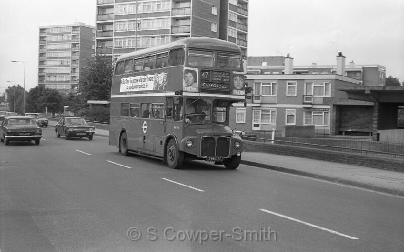 47,BW52,06,RM1796,47,CATFORD LT GARAGE,EVELYN ST SE8,01081978.jpg