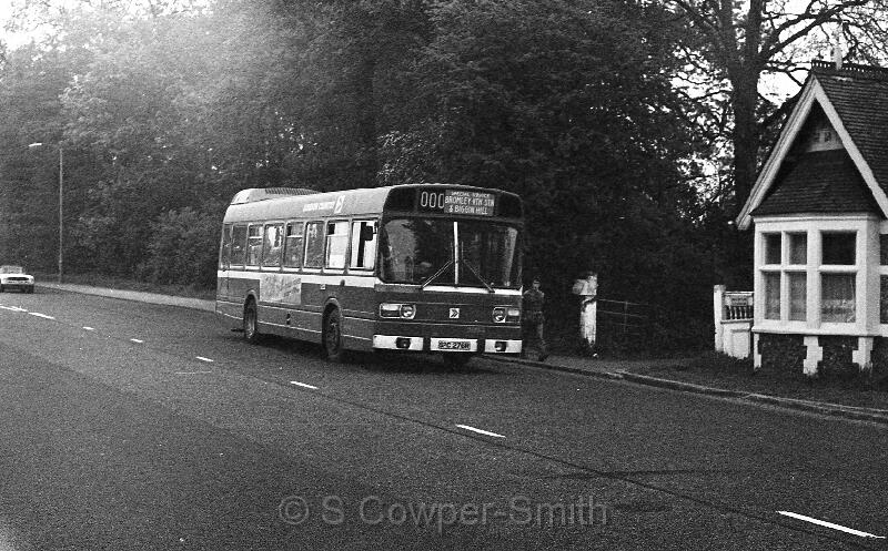 410,BW37,19,SNB276,410,BROMLEY NTH STN AND BIGGIN HILL,HASTINGS RD BROMLEY,20051978.jpg