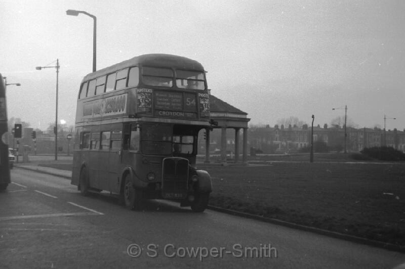 54,BW10,09,RT4793,54,Croydon Fairfield Halls,Blackheath,011977.JPG