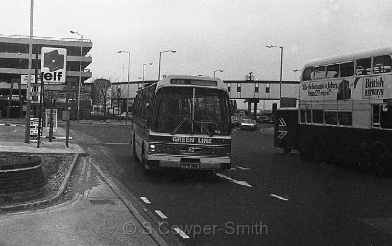 726,68,04,RB026,726,WINDSOR,HEATHROW,230478.jpg