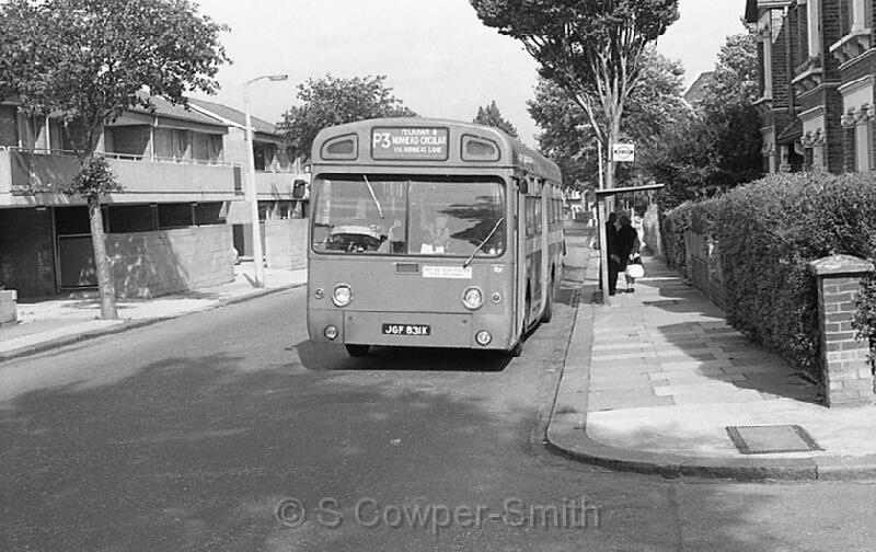 P3,BW59,20,SMS831,P3,PECKHAM AND NUNHEAD CIRCULAR,IVYDALE RD,AUG1978.jpg